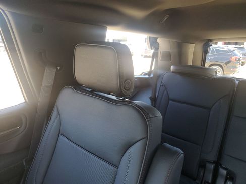 Used 2023 GMC Yukon Denali w/ Max Trailering Package AWD/4WD image 13