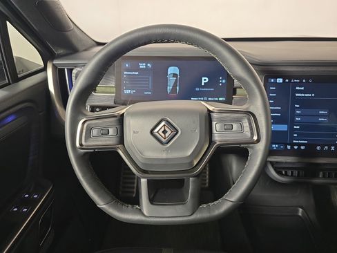 Used 2024 Rivian R1S Adventure AWD/4WD image 28