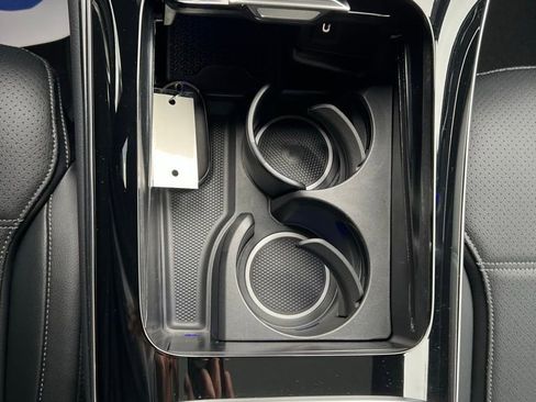 Used 2026 Mercedes-Benz GLC 300 image 19