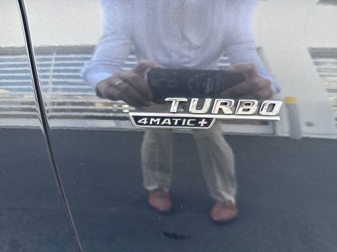 Used 2022 Mercedes-Benz E 53 AMG 4MATIC Sedan image 10