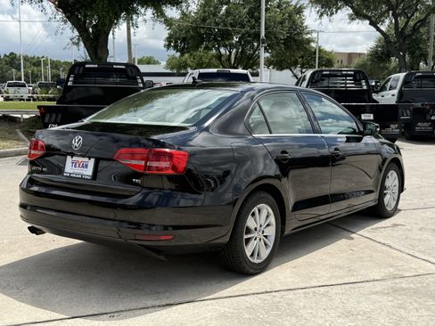 Used 2015 Volkswagen Jetta SE FWD image 5