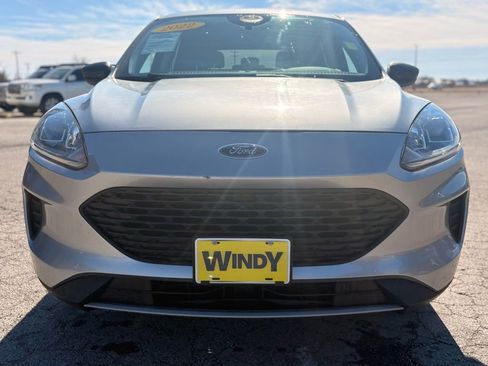 Used 2022 Ford Escape SE AWD/4WD image 2