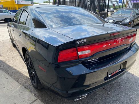 Used 2014 Dodge Charger R/T AWD/4WD image 2