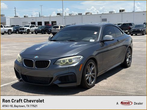 Used 2015 BMW M235i Coupe RWD image 1