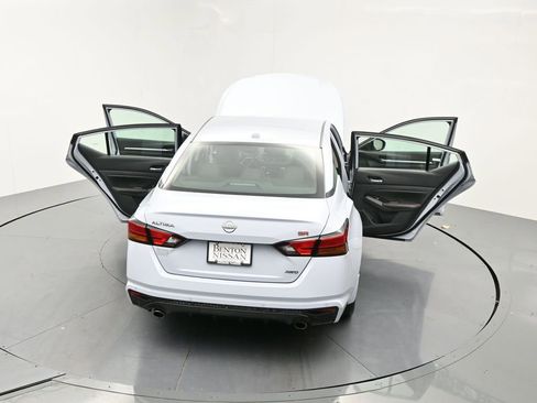 Used 2025 Nissan Altima 2.5 SR AWD/4WD image 25