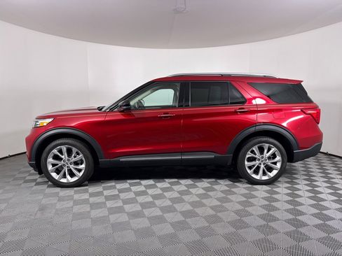 Used 2023 Ford Explorer Platinum w/ Technology Package image 13