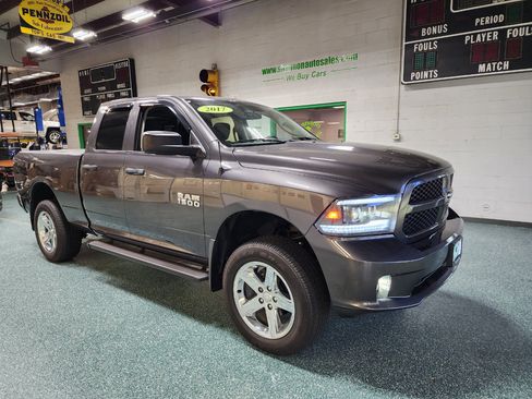 Used 2019 RAM 1500 Express w/ Wheel & Sound Group image 4