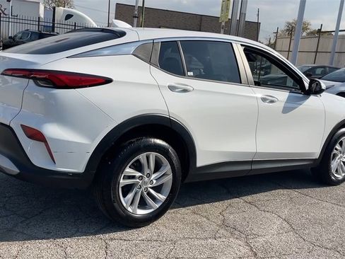 Used 2024 Buick Envista Preferred w/ Convenience II Package image 4