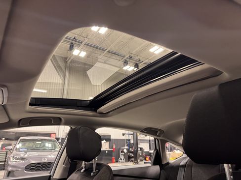 Used 2024 Honda Accord EX image 15