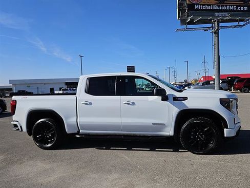 Used 2025 GMC Sierra 1500 Elevation image 6
