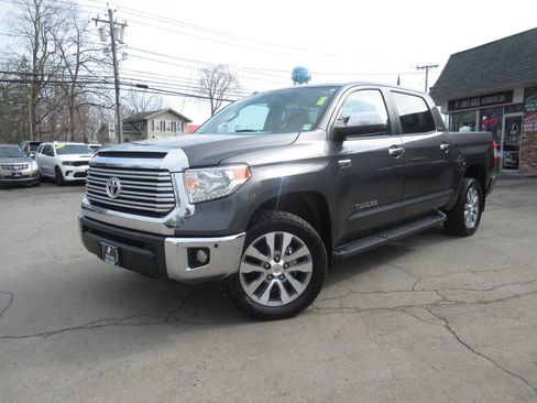 Used 2016 Toyota Tundra Limited w/ Limited Premium Package image 29