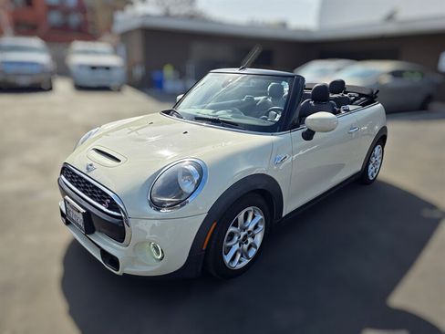 Used 2020 MINI Cooper S w/ Storage Package FWD image 2