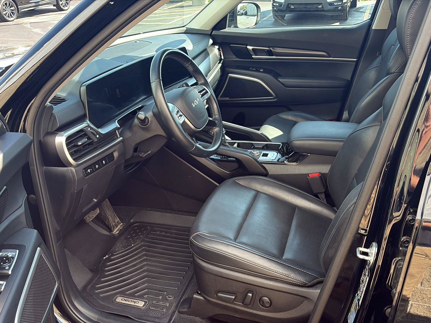 Used 2024 Kia Telluride S w/ S Sunroof Package AWD/4WD image 5