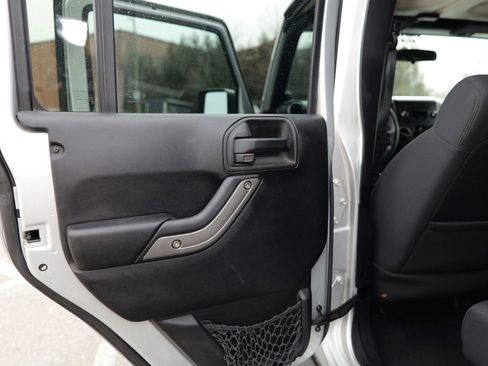 Used 2011 Jeep Wrangler Unlimited Sport image 29