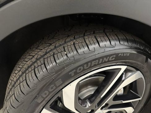 Certified 2023 Chevrolet Bolt LT FWD image 26