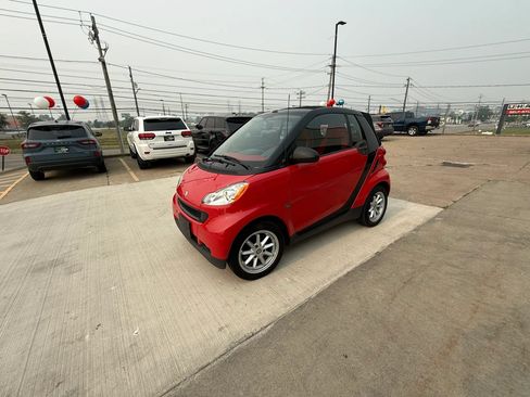 Used 2009 smart fortwo passion RWD image 6