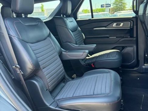 Certified 2026 Ford Explorer ST-Line w/ ST-Line Street Pack AWD/4WD image 27