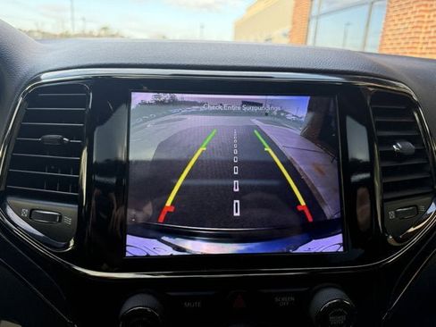 Used 2020 Jeep Grand Cherokee Limited X image 33