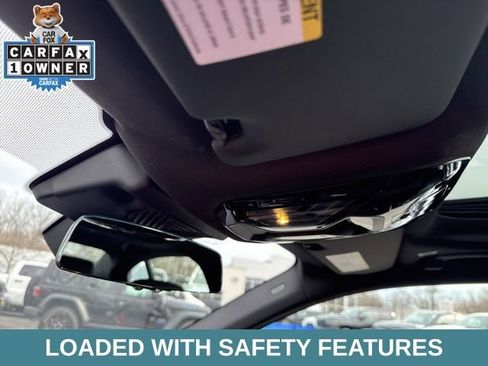 Used 2025 BMW 530i xDrive w/ Premium Package image 44