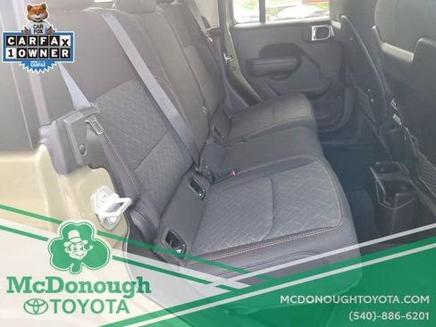 Used 2026 Jeep Gladiator Mojave AWD/4WD image 40