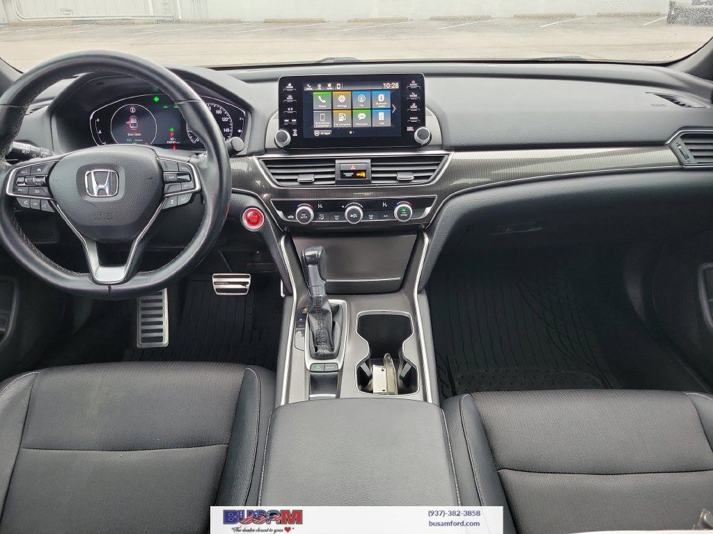Used 2019 Honda Accord Sport image 9