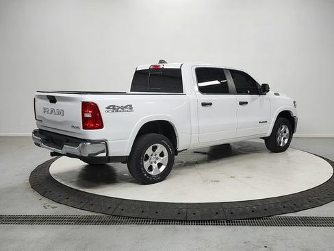 Used 2025 RAM 1500 Big Horn AWD/4WD image 7