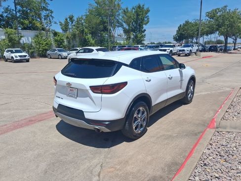 Used 2025 Chevrolet Blazer LT AWD/4WD image 7