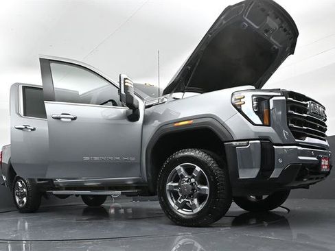 Used 2025 GMC Sierra 2500 SLT w/ Texas SLT Premium Package AWD/4WD image 43