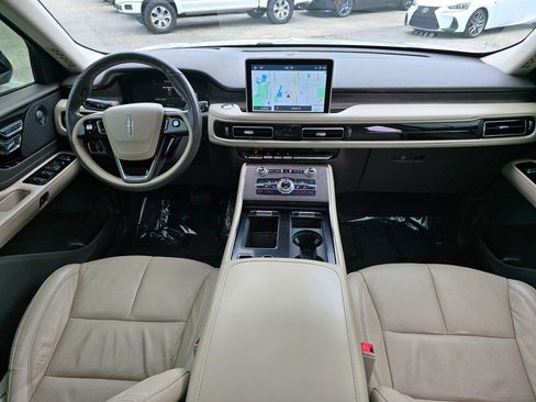 Used 2020 Lincoln Aviator Grand Touring w/ Equipment Group 301A AWD/4WD image 39