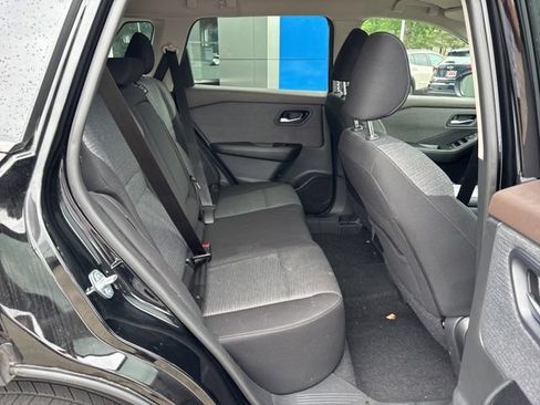 Used 2023 Nissan Rogue SV AWD/4WD image 35