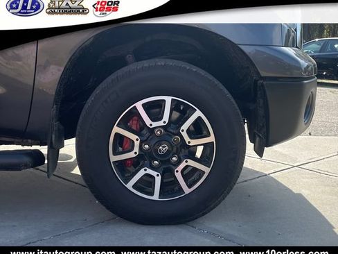 Used 2012 Toyota Tundra 4x4 Double Cab w/ Tow Pkg image 9