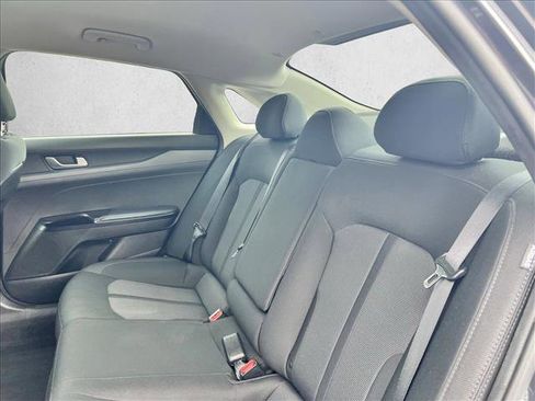 Used 2022 Kia K5 LXS FWD image 20