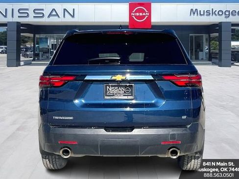 Used 2023 Chevrolet Traverse LT image 6