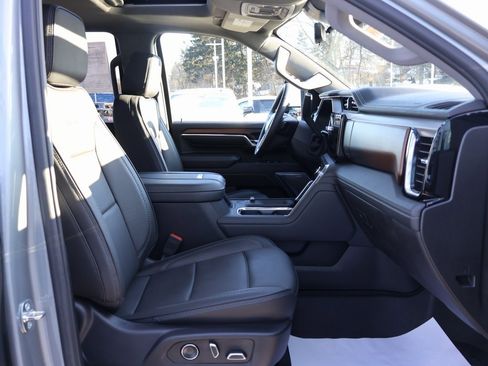 Used 2024 GMC Sierra 2500 Denali w/ Denali Reserve Package image 46