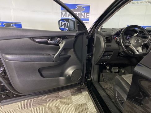 Used 2022 Nissan Rogue Sport SV FWD image 27