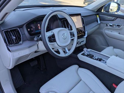 New 2026 Volvo XC90 B6 Ultra image 8