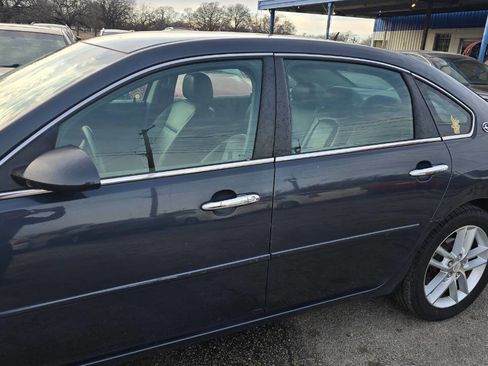 Used 2008 Chevrolet Impala LTZ image 2