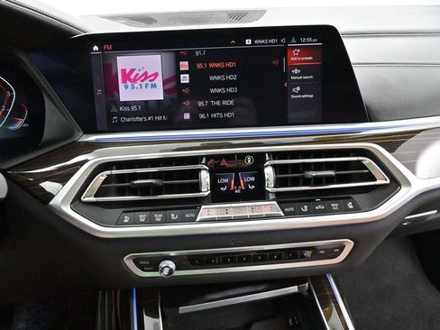 Used 2019 BMW X7 xDrive50i w/ M Sport Package AWD/4WD image 25