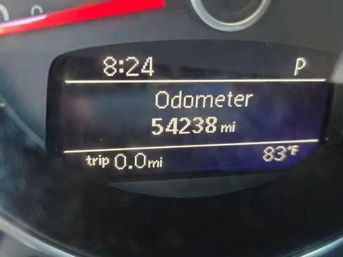 Used 2018 Volkswagen Beetle 2.0T Coast FWD image 27