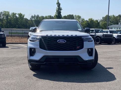 New 2026 Ford Explorer ST AWD/4WD image 8