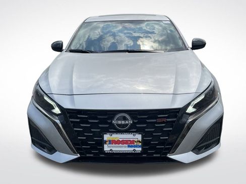 New 2025 Nissan Altima 2.5 SR w/ SR Premium Package image 8