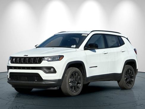 New 2026 Jeep Compass Latitude image 8