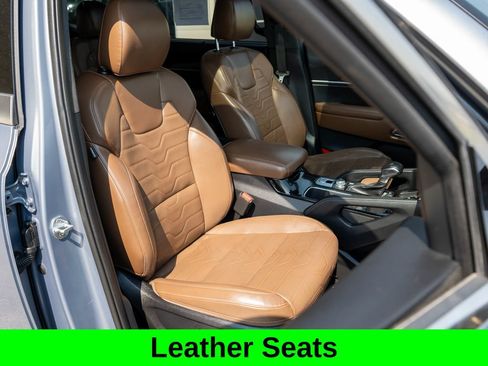 Used 2021 Kia Telluride SX w/ SX Prestige Package AWD/4WD image 9