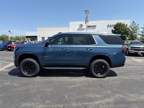 Used 2025 Chevrolet Tahoe LT AWD/4WD image 9
