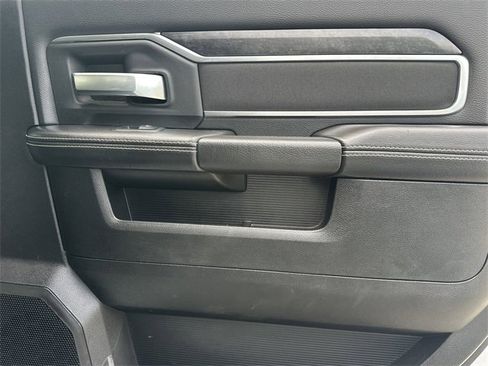 Used 2024 RAM 2500 Big Horn w/ Bed Utility Group image 16