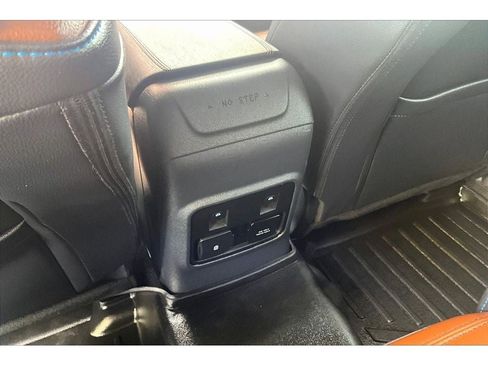 Used 2024 Ford Bronco Outer Banks image 26