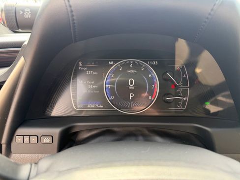 Used 2019 Lexus ES 350 w/ Premium Package image 8