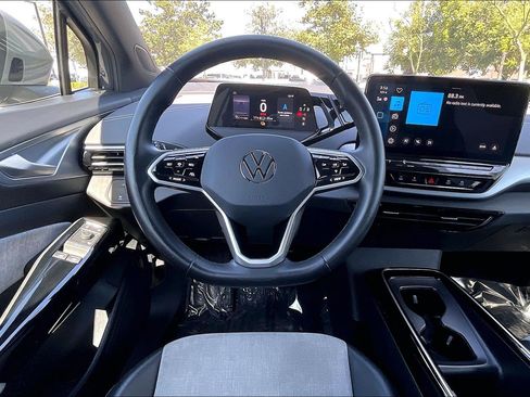 Used 2023 Volkswagen ID.4 Pro RWD image 5