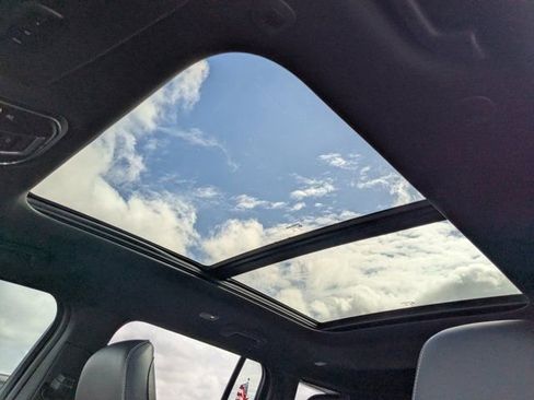 New 2026 Jeep Grand Cherokee Limited Reserve image 22