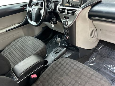 Used 2012 Scion iQ w/ Rear Speaker Pkg FWD image 17